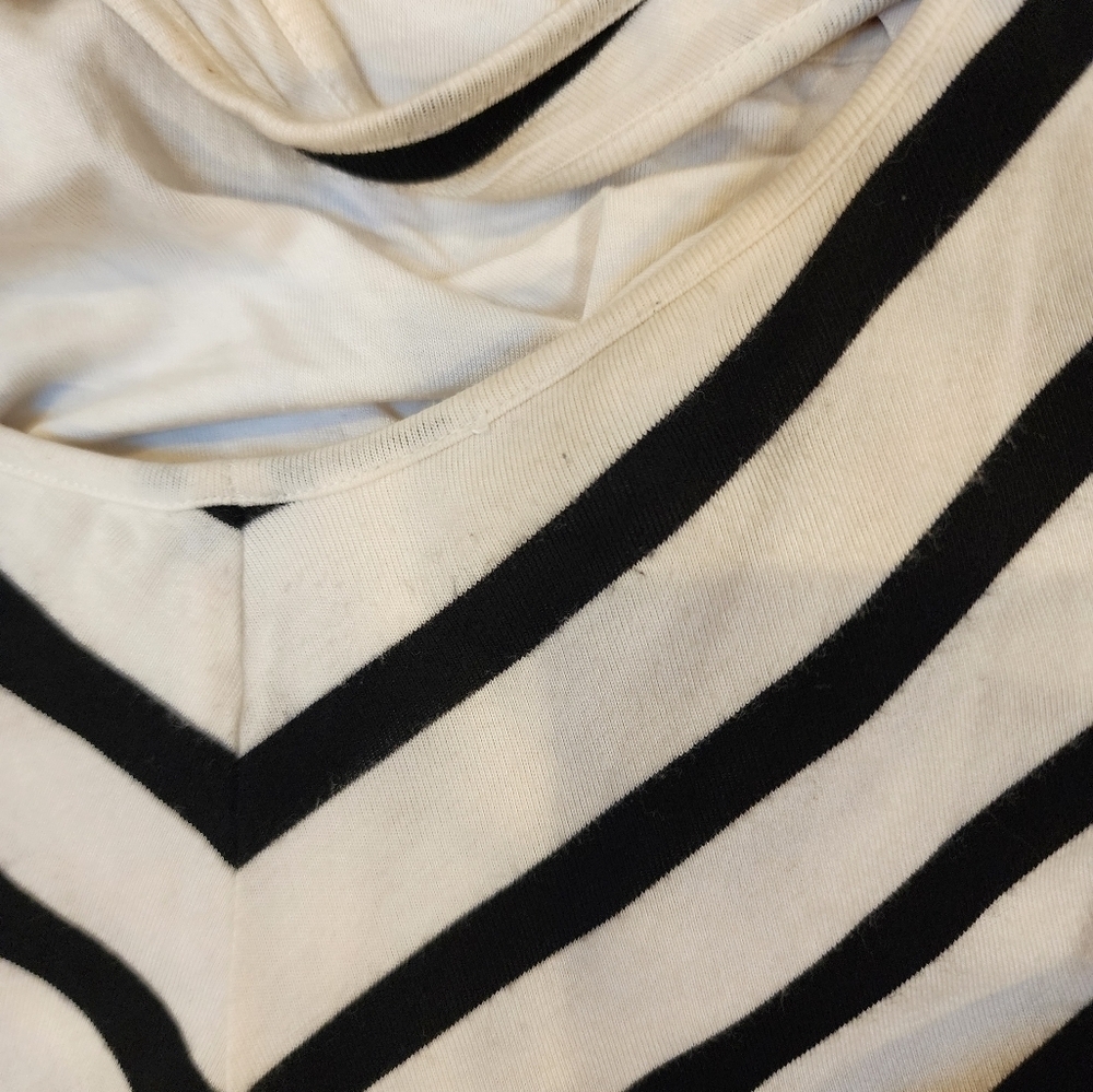 Calvin Klein two-tone, striped, stretchy maxi dress size 4 - Picture 6 of 9